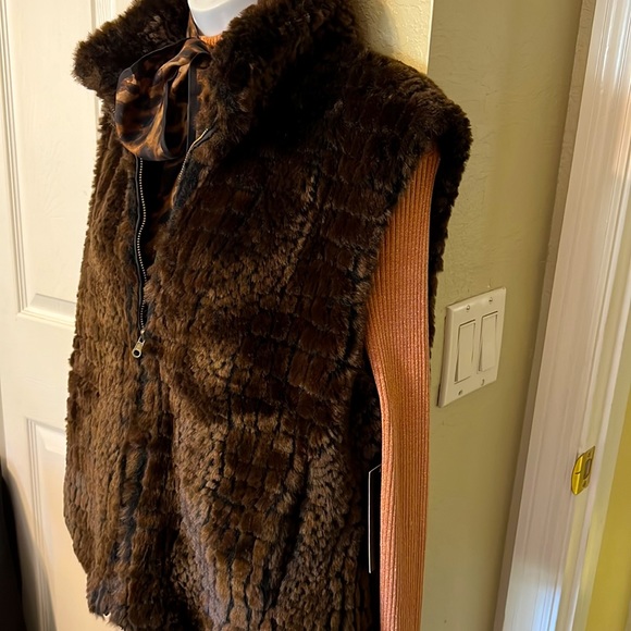 ❄️Fuda Studio size Medium reversible faux fur and black graphite canvas reverse - Picture 4 of 12